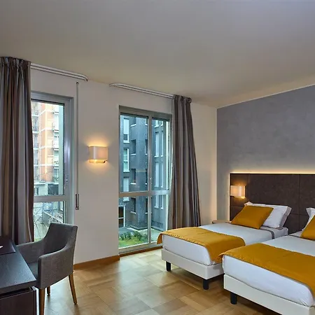 Hotell Hotel Como 4*