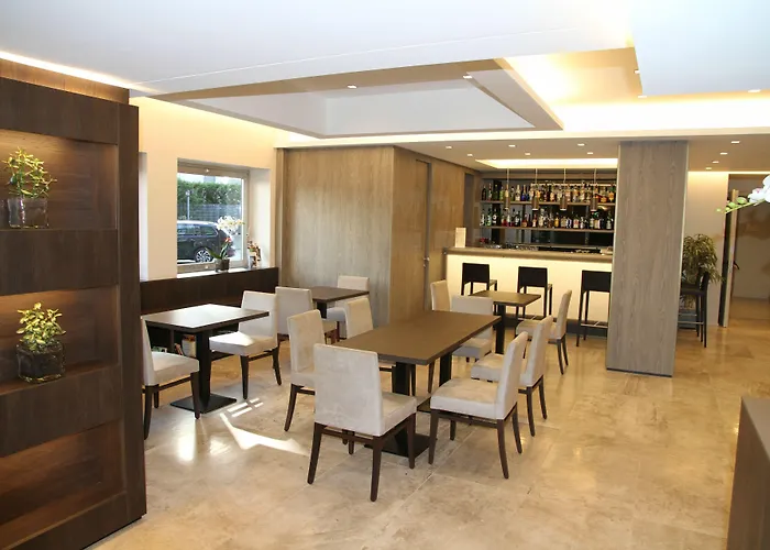 Hotell Hotel Como 4*